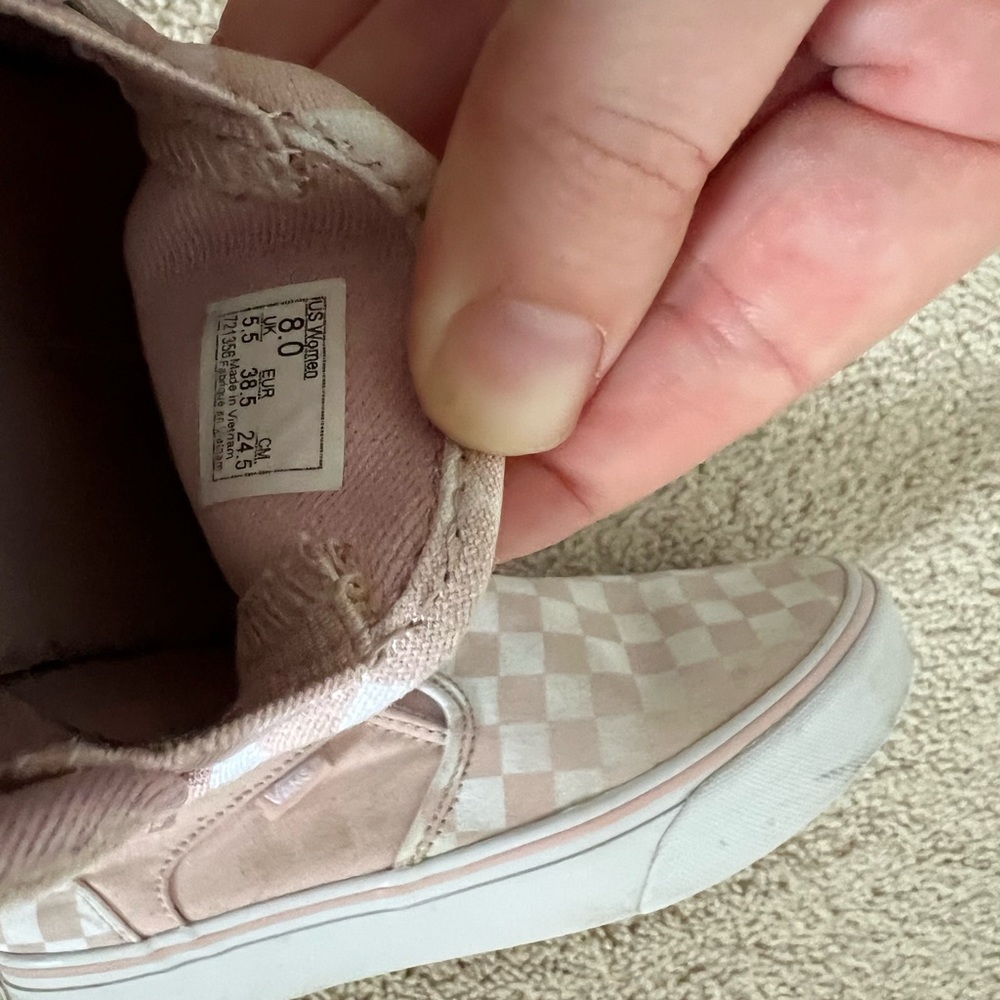 Pink/white checkered vans - Picture 3 of 3